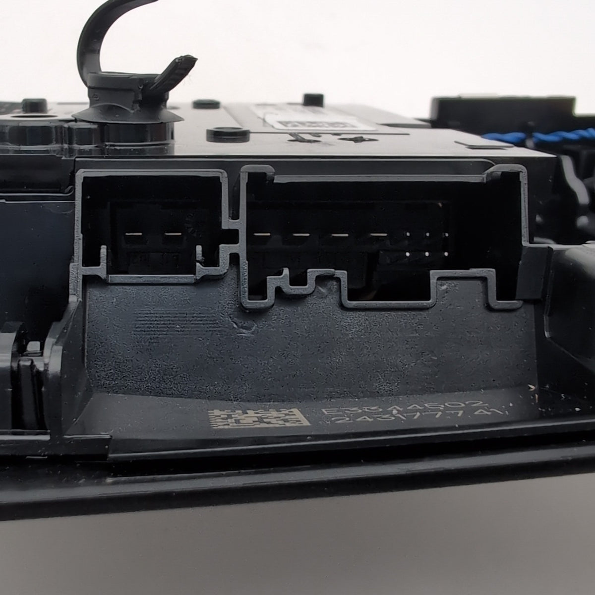 2024 2025 BMW X2 U10 Front Overhead Dome Light Sunroof Switch 5B68487 CAMERA