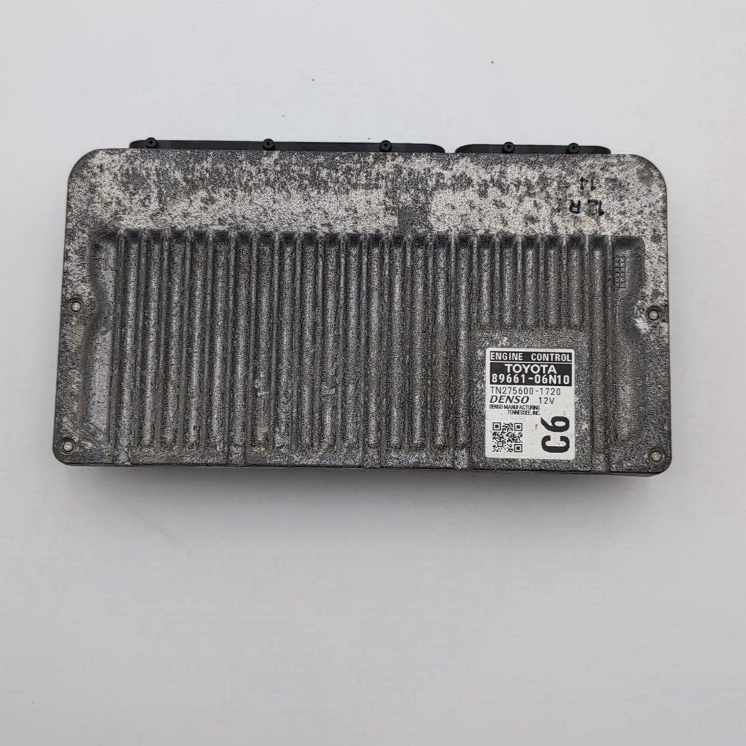 2015 Toyota Camry 2.5L Engine Computer Control Module ECU 89661-06N10