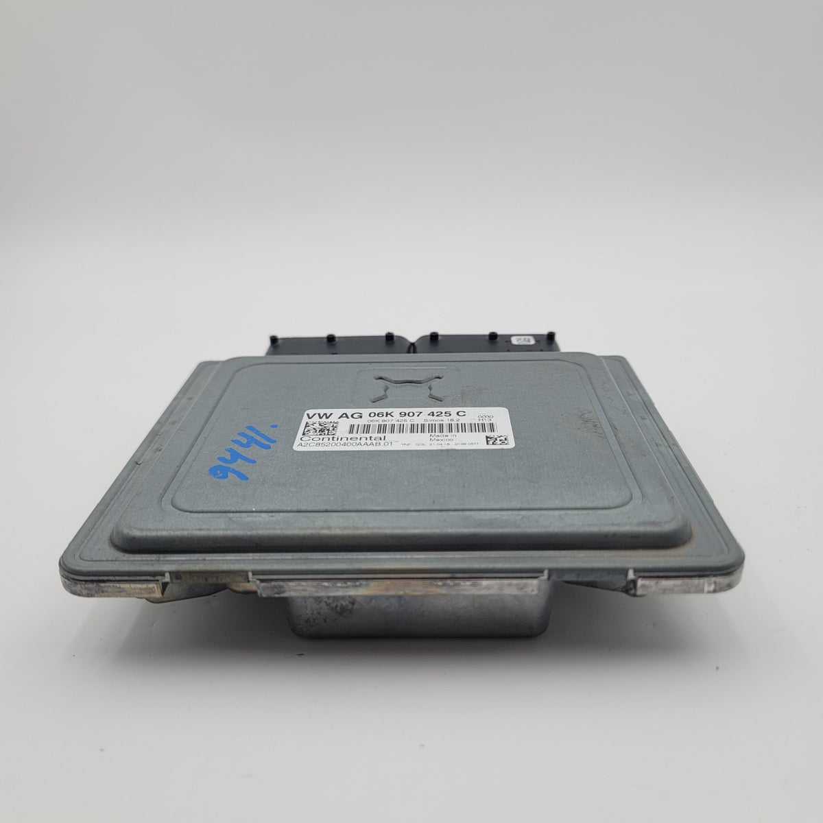 2016 2017 Volkswagen Passat Engine Computer Control Module 06K907425C