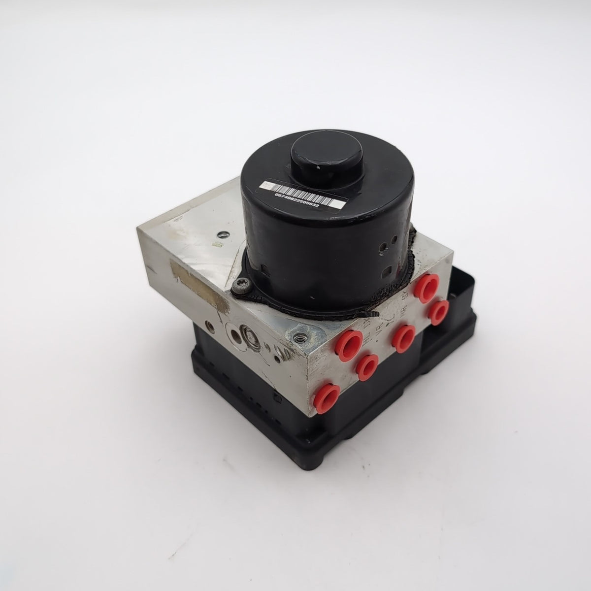 2004 Volkswagen Touareg ABS Anti Lock Brake Pump Actuator 7L0614111