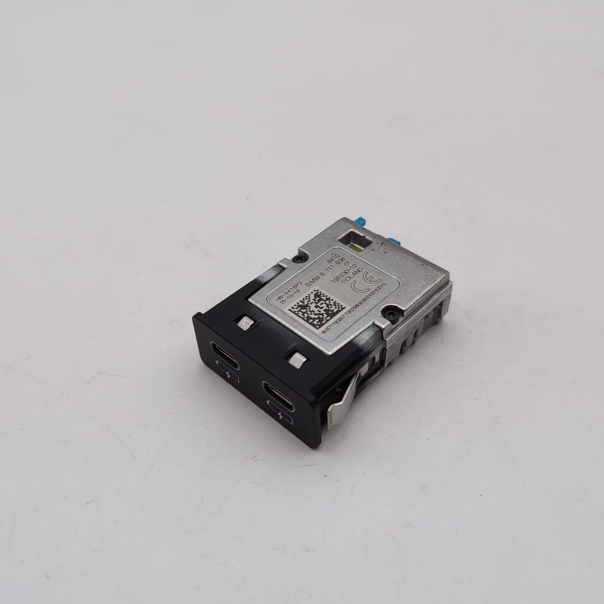 2019 - 2023 BMW F46 G80 G82 G11 G12 X1 X3 X4 Dual USB Port Bush Socket 8711938