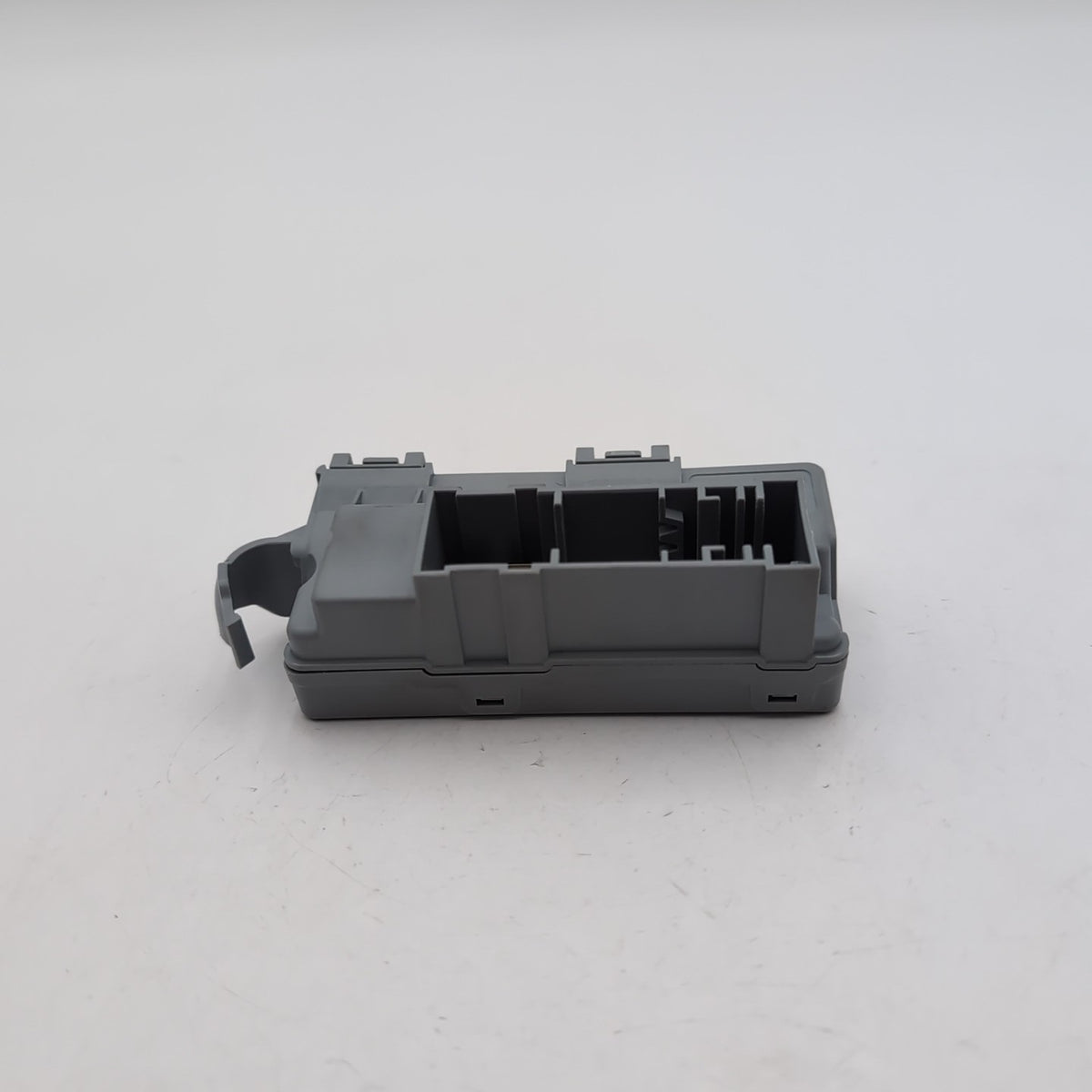 2022 - 2026 BMW X1 X2 Mini Cooper Countryman Power Distribution Box LIN Module