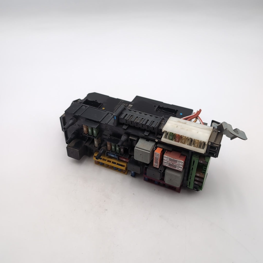 2010 2011 Mercedes W212 E350 E550 Rear Fuse Relay Box SAM Assembly A2129004001