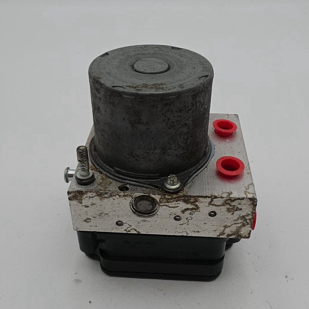 2016 2017 Mazda CX9 2.5L ABS Anti Lock Brake Pump TK78437A0B
