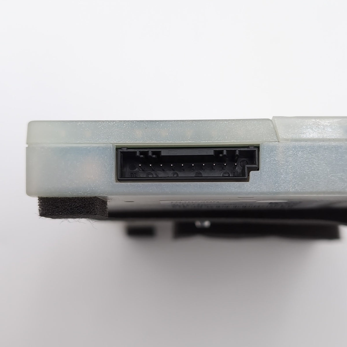 2025 BMW 330i G20 X1 U11 X3 G45 Antenna Telematics Control Module 5B5C761