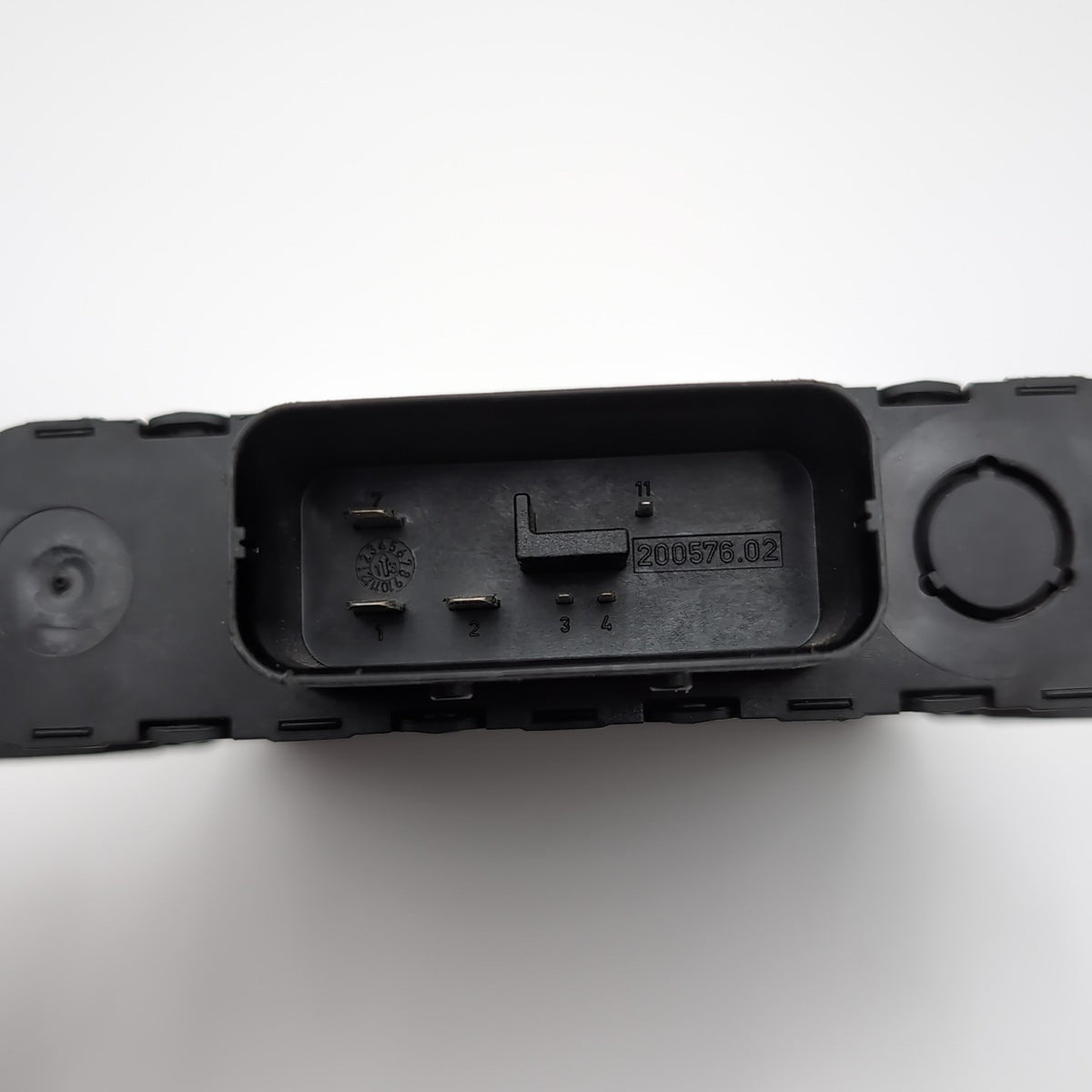 2011- 2018 AUDI A8 S8 VOLTAGE STABILIZER REGULATOR CONTROL MODULE 8K0959663C