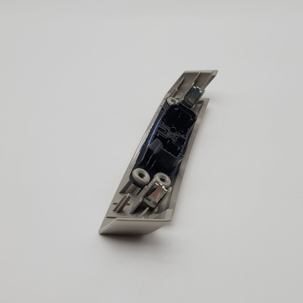 2021 2022 2023 2024 2025 BMW iX I20 ARMREST OPEN SWITCH BUTTON OEM 1461411