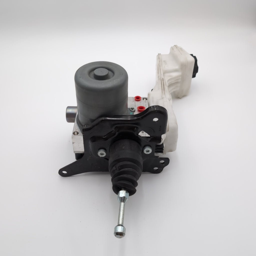 2022 2023 2024 Cadillac 2.0L ABS Master Cylinder Brake Booster 87814754