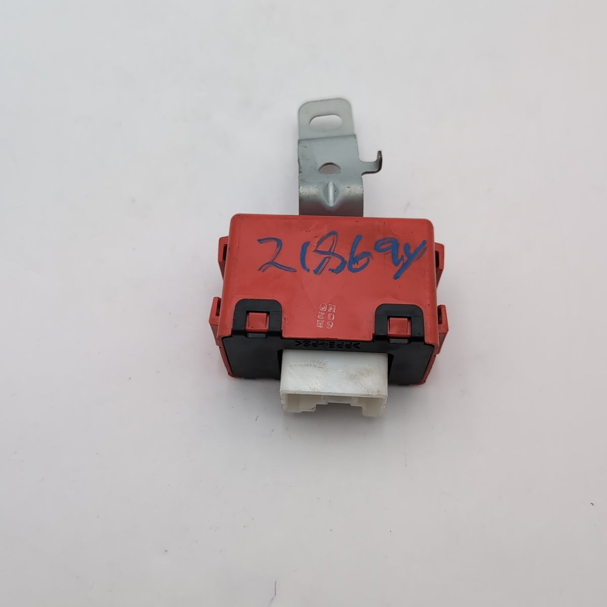2003- 2007 Lexus LX470 Towing Converter Module OEM 81985-60010
