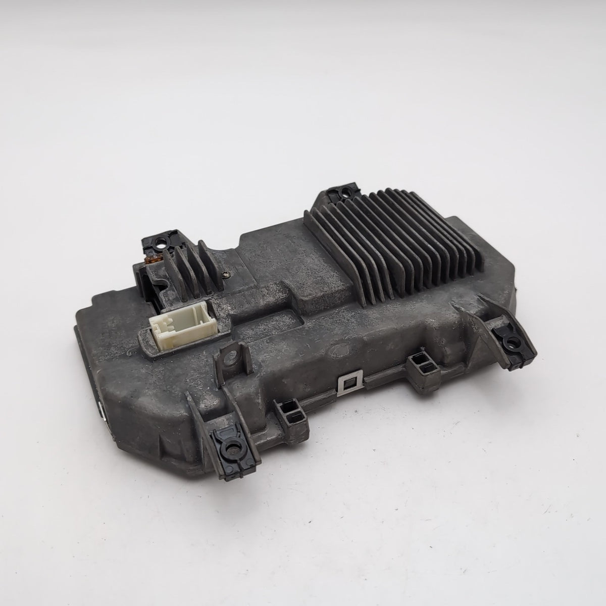 2006 BMW 750i 750Li Rear Compartment Monitor Control Module 6967630