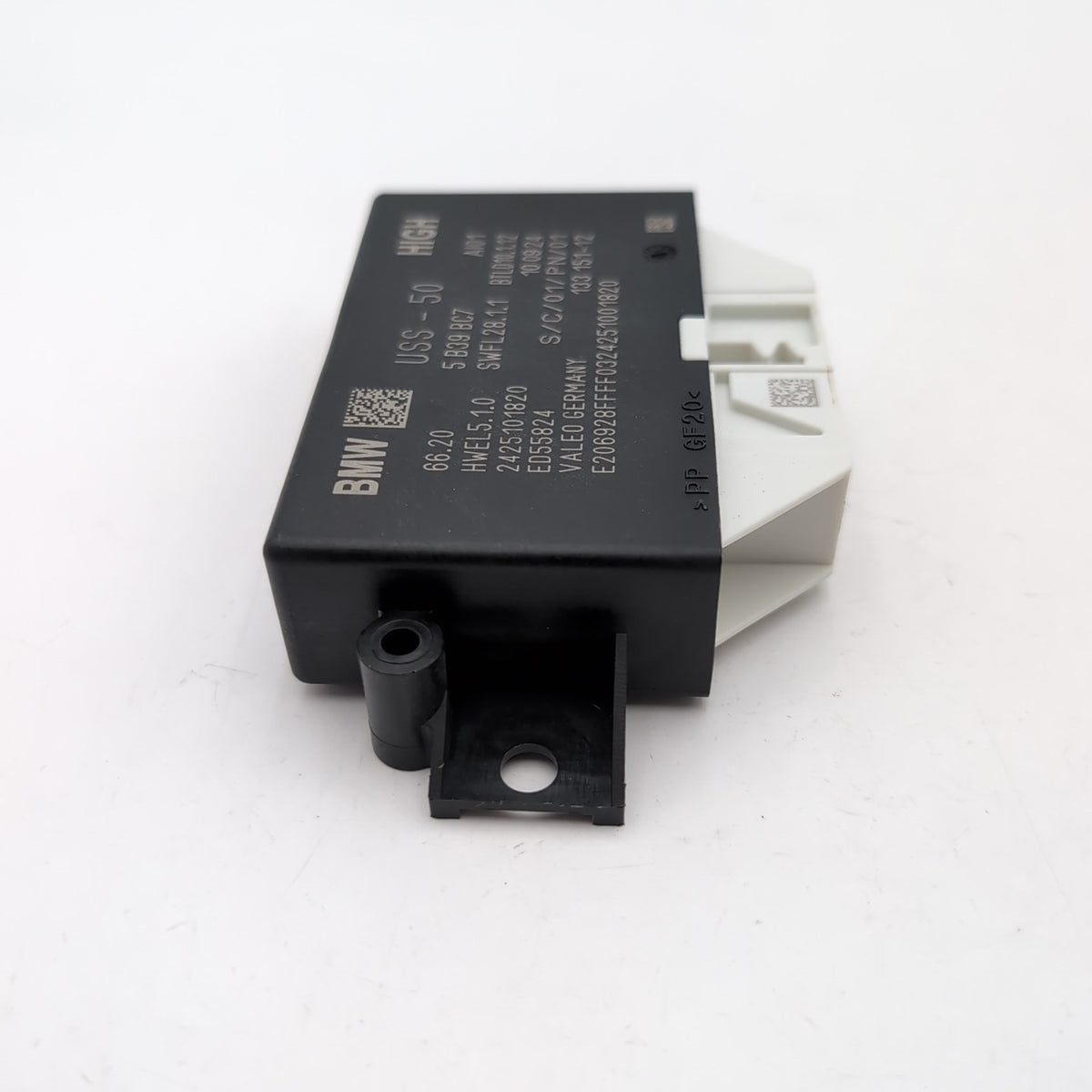 2023 - 2026 BMW G60 G70 X1 X2 X5 X7 USS Ultrasonic Parking Sensor Module