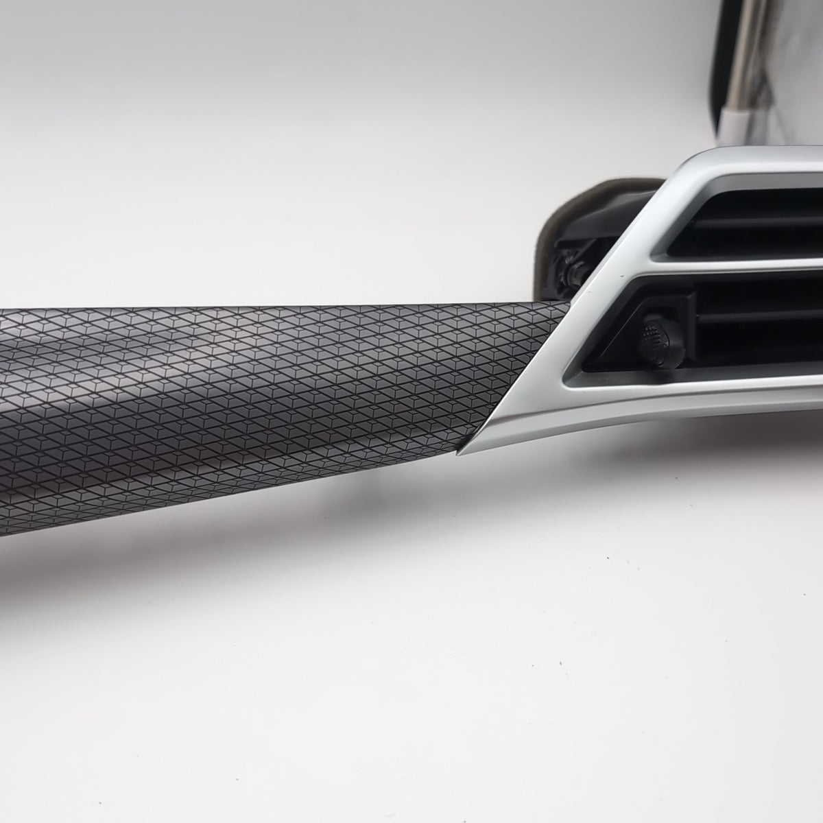 2025 2026 BMW G42 G20 G22 Center Dash Air Vent Assembly Trim Aluminum Rhombicle