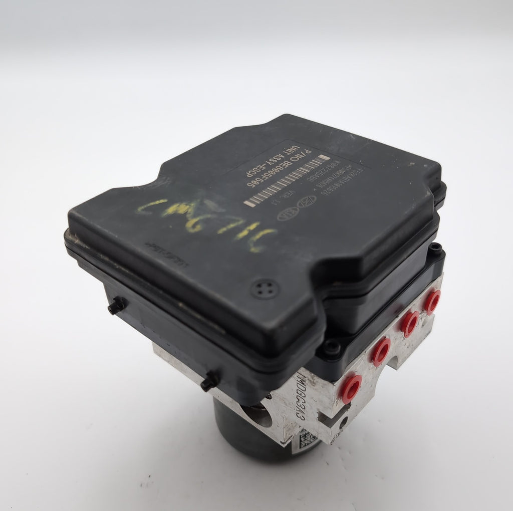 2016 2017 Hyundai Azera 3.3L ABS Anti Lock Brake Pump 58920-3V750