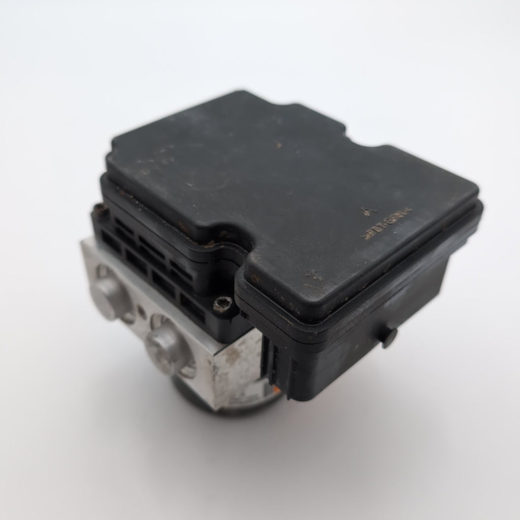 2019 2020 Hyundai Santa Fe ABS Anti Lock Brake Pump 58900-S2600