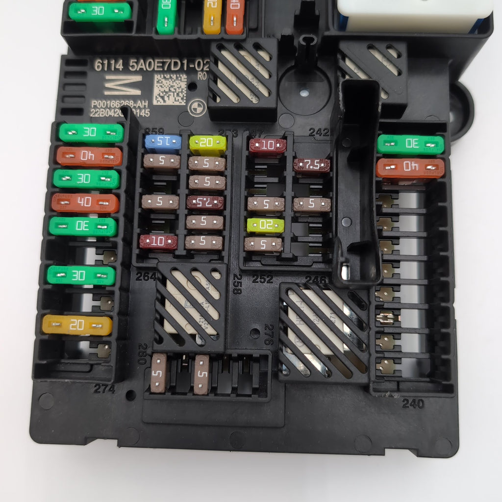 2019 - 2024 BMW 330i 430i G20 G22 G26 Rear Power Distribution Fuse Box 5A0E7D1
