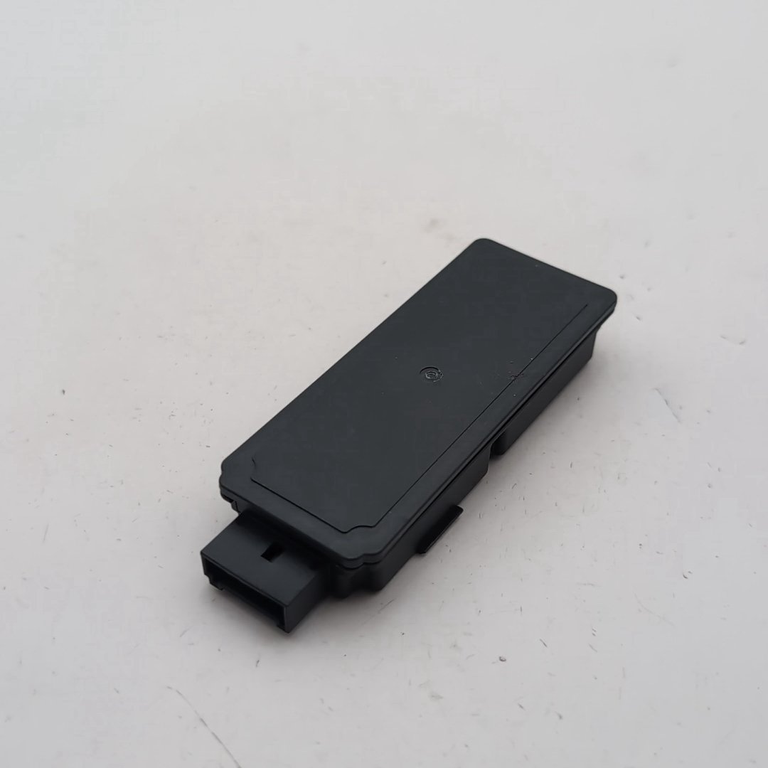 2019 - 2026 BMW G60 G70 X5 X6 X7 XM Radio Remote Receiver Control Module 5A81724