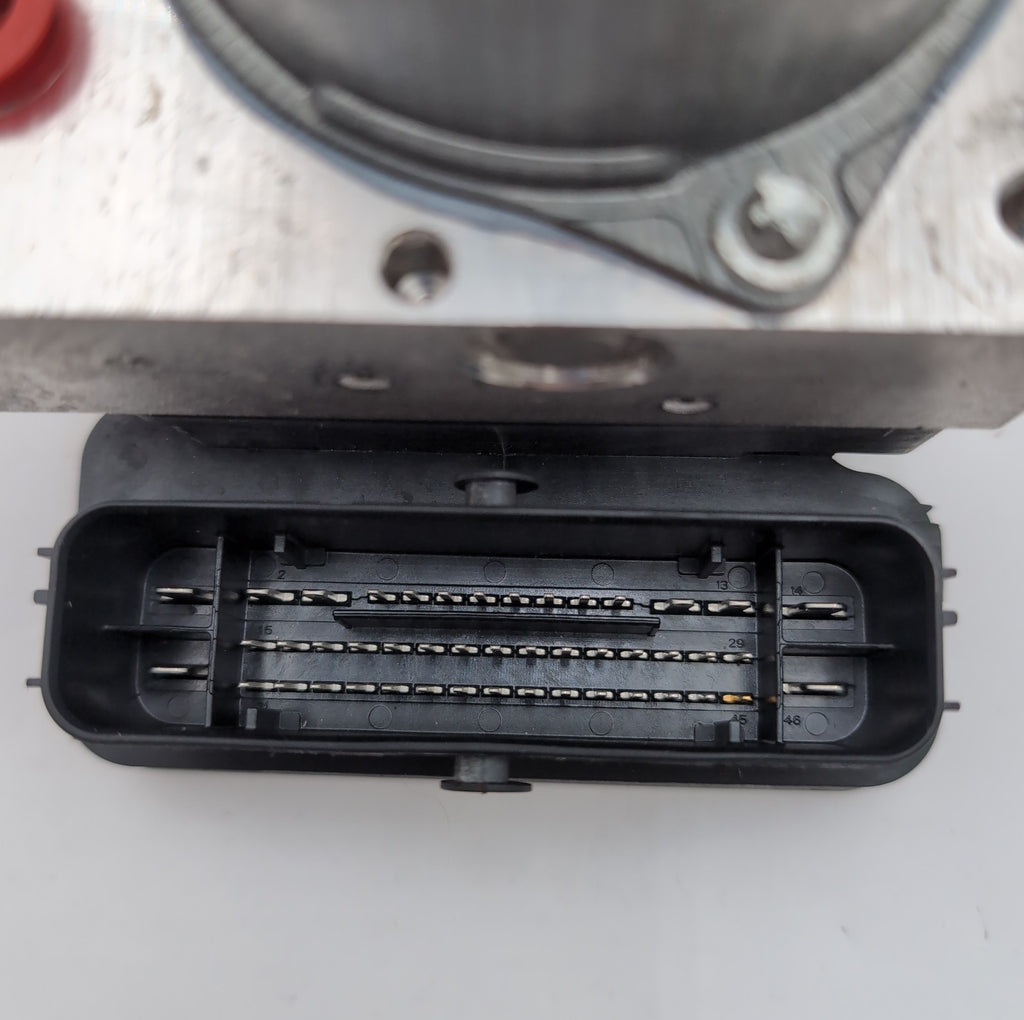 2022 Toyota RAV4 2.5L ABS Anti Lock Brake Pump Control Unit 44540-0R440