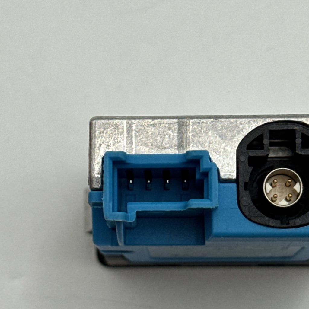 2019 - 2024 BMW 3 4 5 X3 X4 X5 X6 Rear Center Single USB Port Socket 8711939