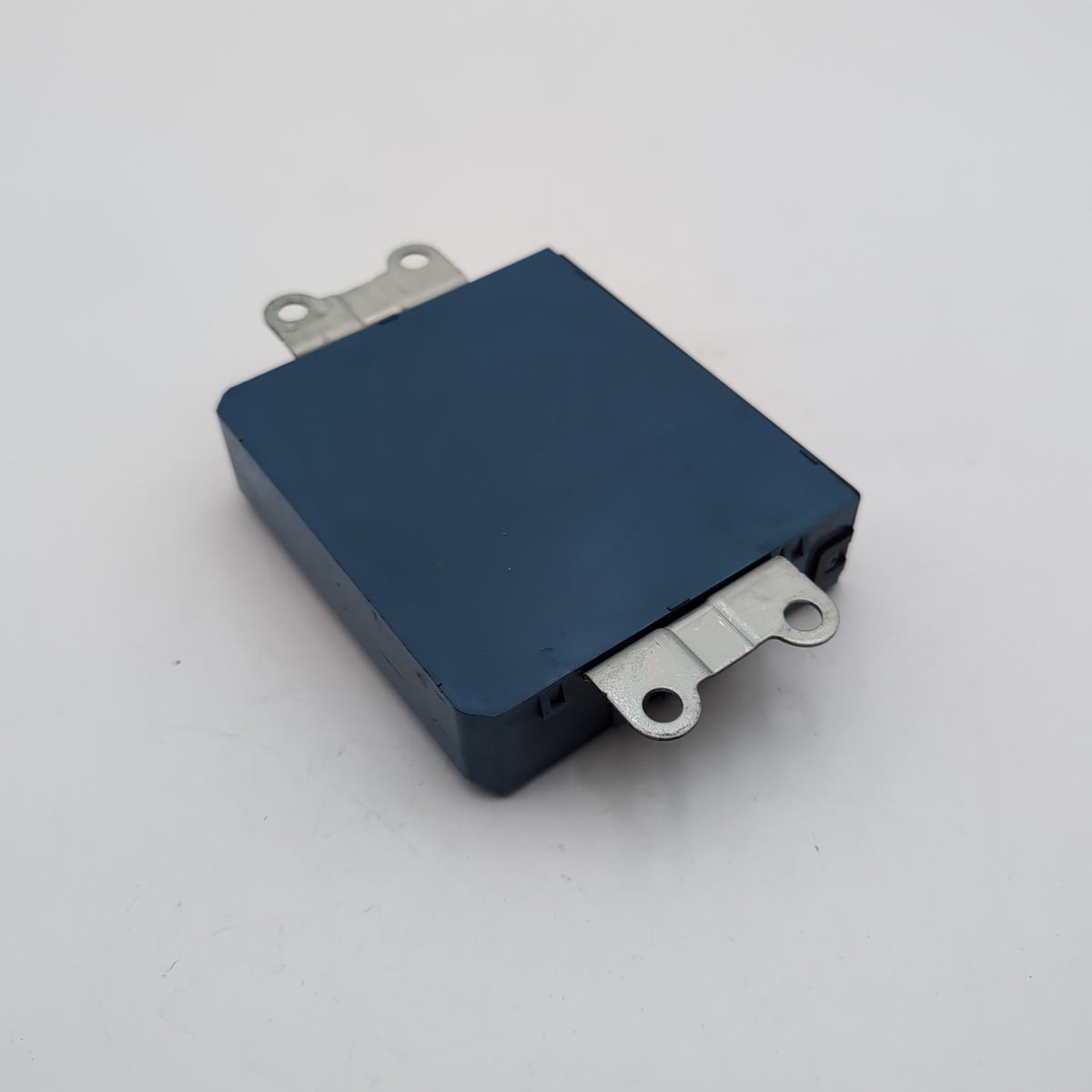 2004 2005 2006 Lexus LS430 Rear Door Multiplex Network Module 89224-50080