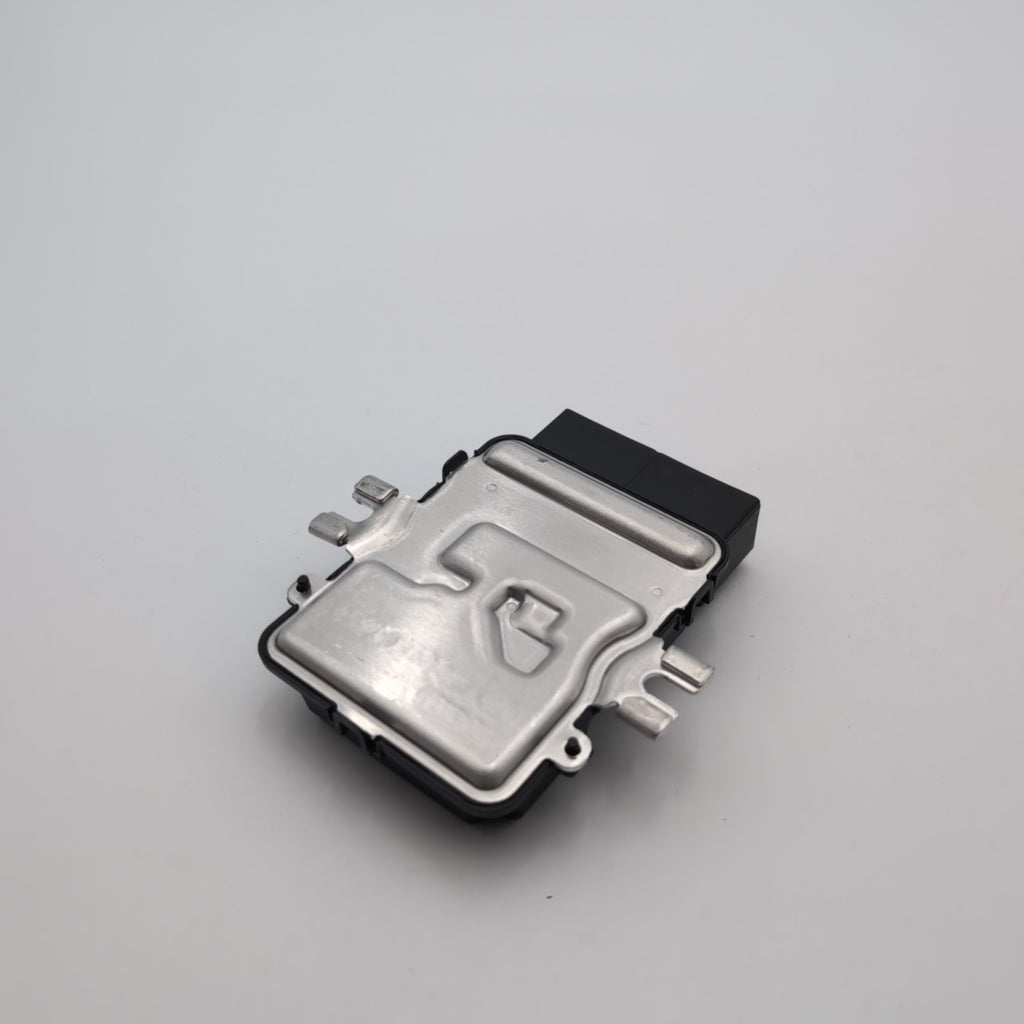 2024 - 2026 BMW 530i 540i G60 X2 X3 X5 X6 Fuel Pump Control Module 5B702D3