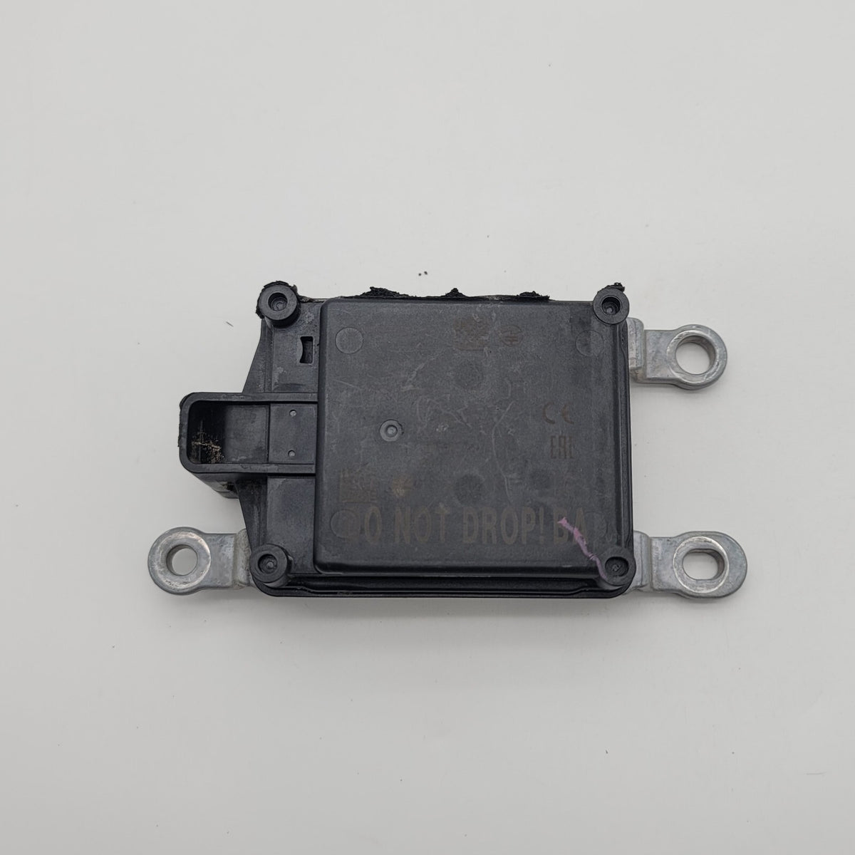 2018 - 2021 NISSAN LEAF Cruise Distance Radar Sensor OEM 284385SA2C