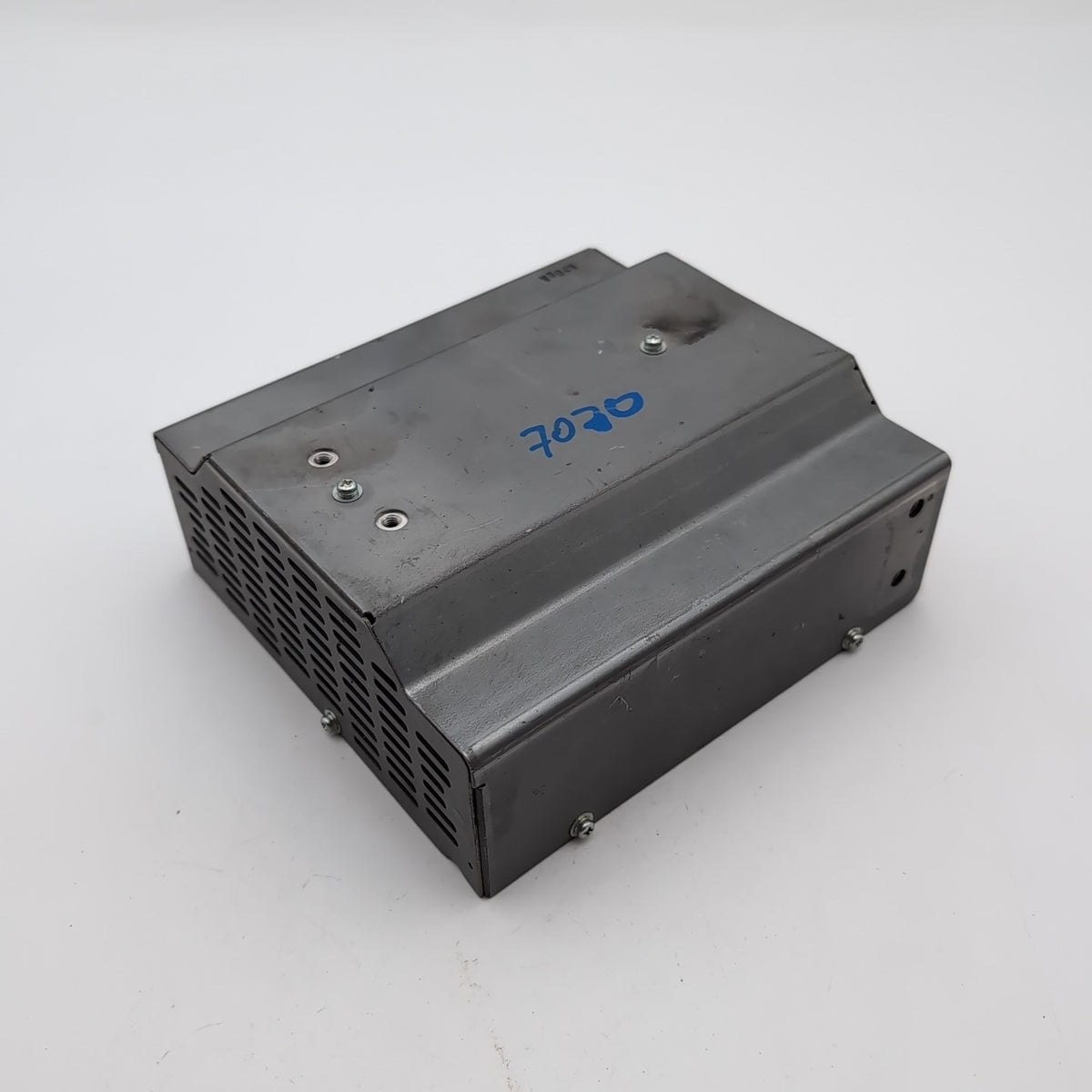 2007- 2014 TOYOTA FJ CRUISER AC DC POWER CONVERTER INVERTER MODULE 86210-35040