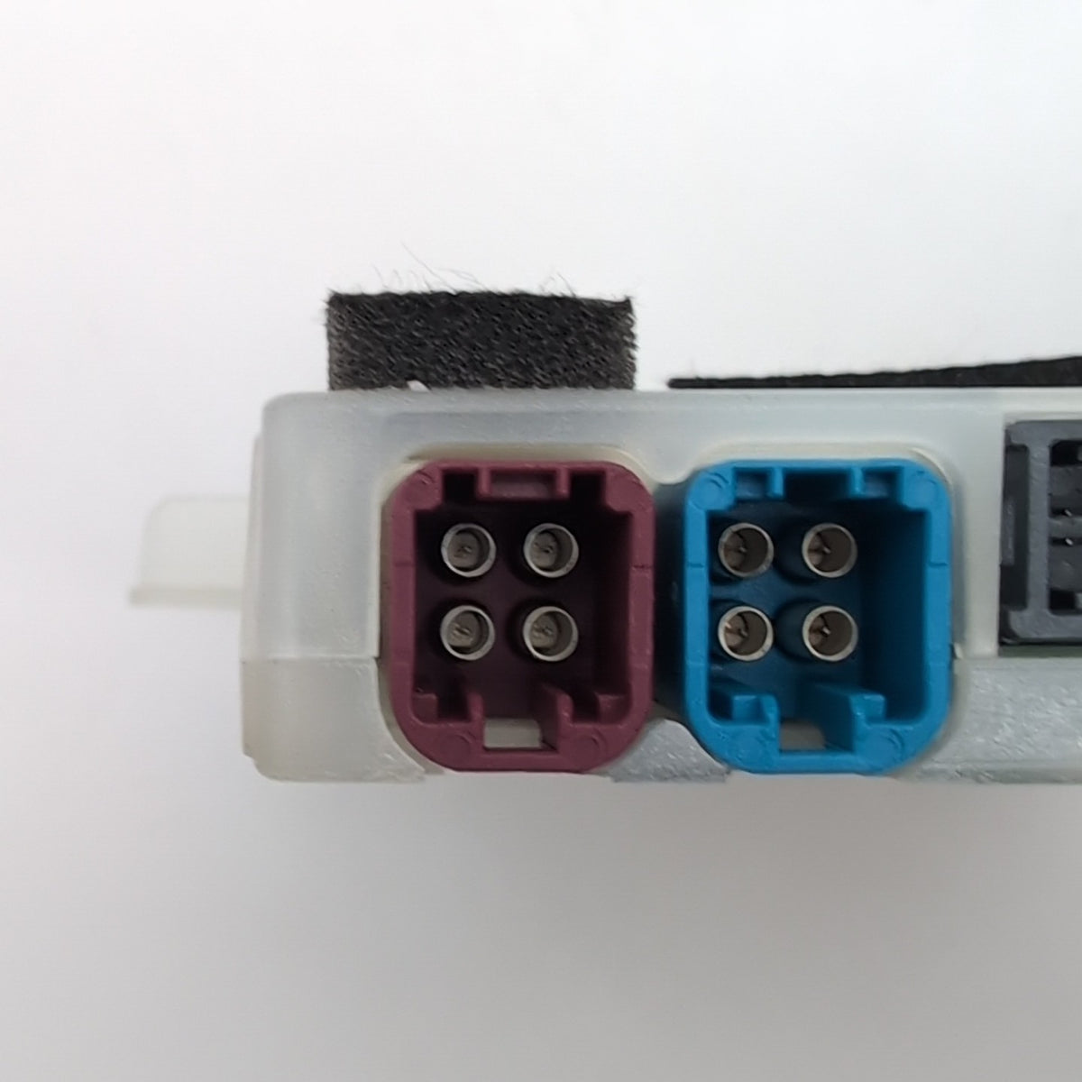 2025 BMW 330i G20 X1 U11 X3 G45 Antenna Telematics Control Module 5B5C761