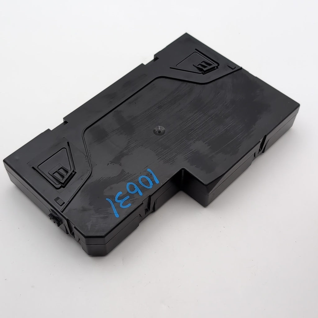 2012 2013 2014 Mercedes W204 C250 SAM Module Relay Fuse Box OEM