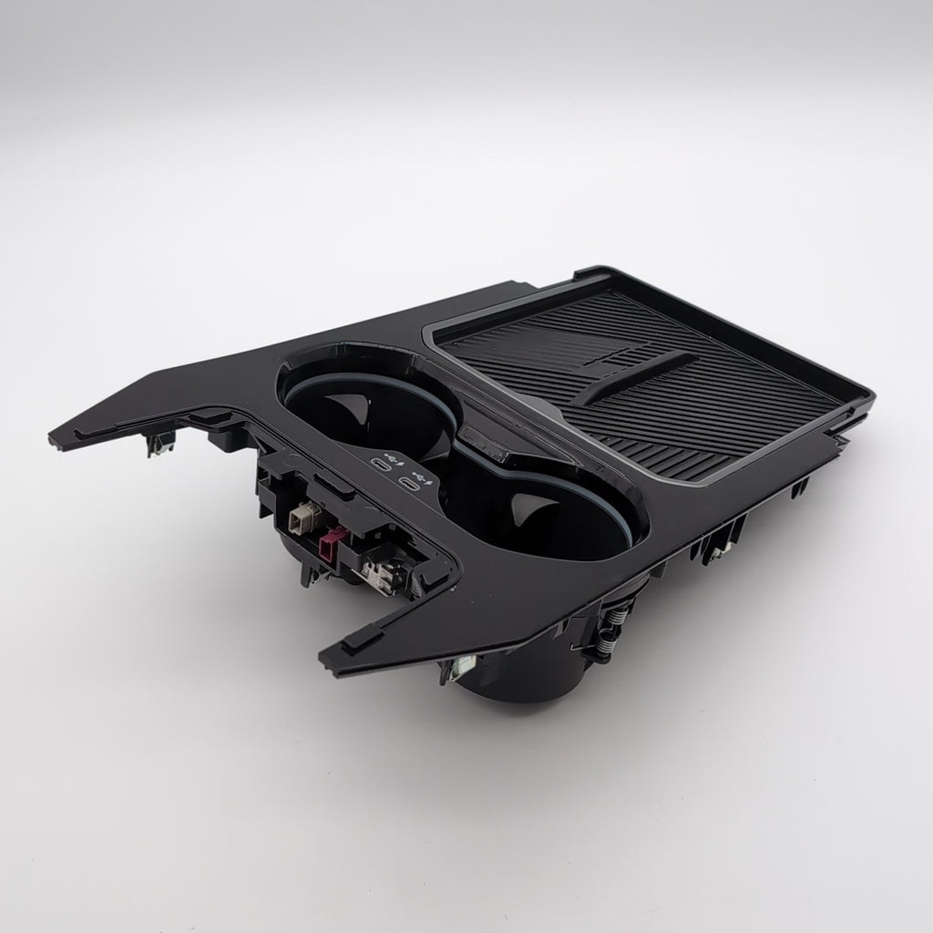 2024 - 2026 BMW 540i 530i 550e G60 Center Console Cup Holder Charging Tray