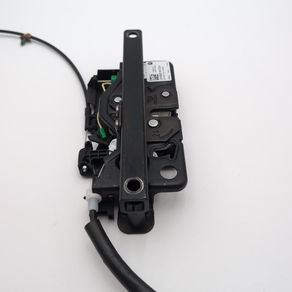 2023 - 2025 BMW i4 G26 Rear Trunk Lid Liftgate Latch Actuator Assembly 9851910