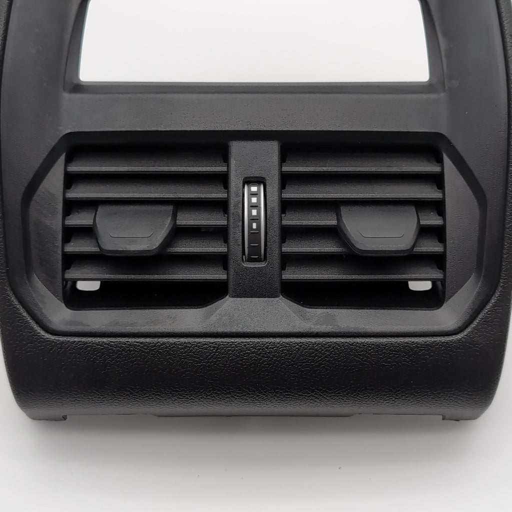 2023 BMW M240I REAR CENTER AC HEATER DASH VENT TRIM ASSEMBLY 7943079