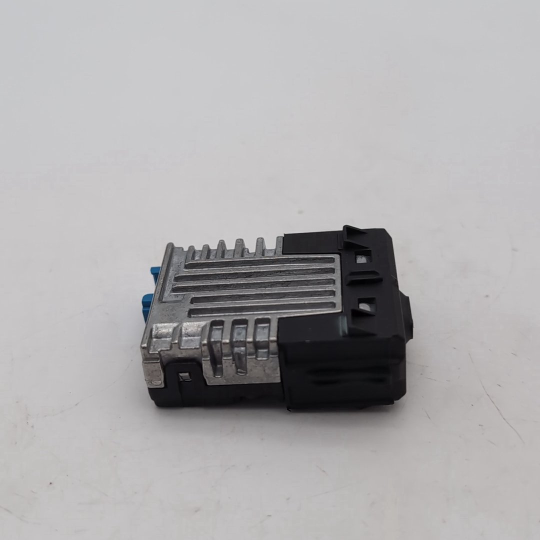 2025 2026 BMW X5 USB Bush Single Socket Port 5B51C72