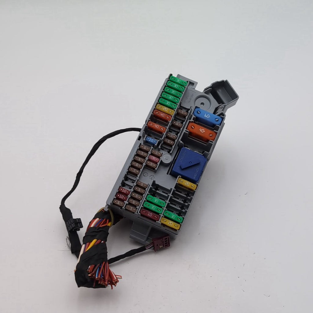 2021 - 2026 BMW M340i G20 G09 G80 G42 G87 Front Power Distribution Fuse Box