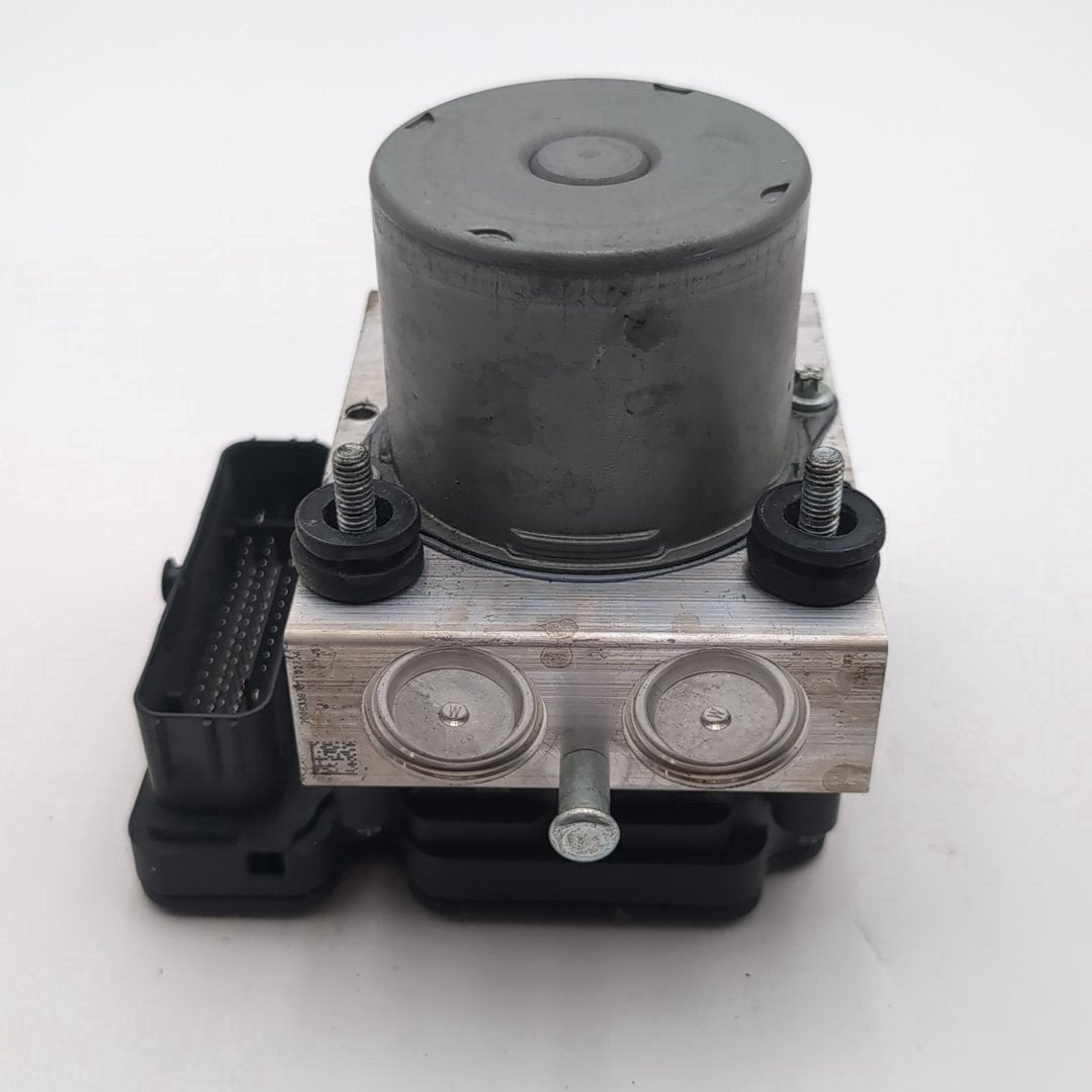 2019 2020 2021 Chevrolet Camaro 2.0L ABS Anti Lock Brake Pump 84502351