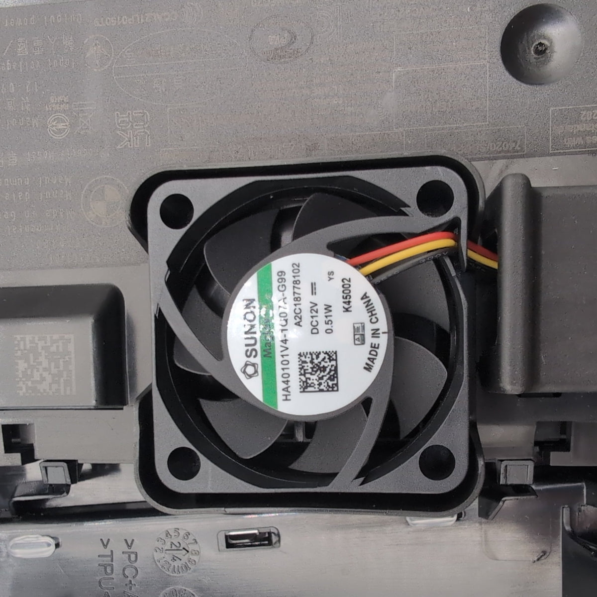 2022 - 2026 BMW X1 X2 Front Wireless Phone Charing Pad Tray 5A22F51 5B52225