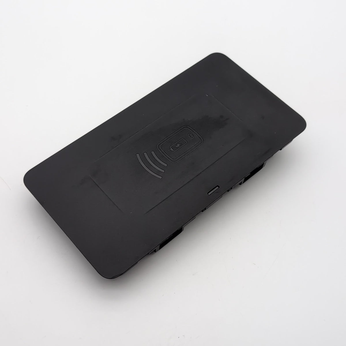 2019 - 2026 BMW G20 G26 G42 X5 X6 X7 Z4 Wireless Phone Charging Pad Tray 5B41FD5