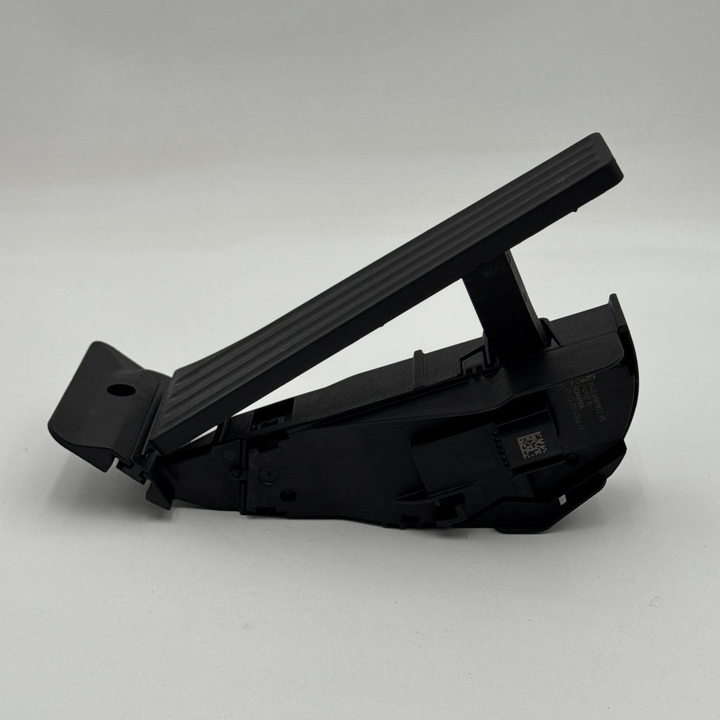 2020 - 2026 BMW 3 5 6 7 SERIES X1 X2 X3 X5 Acceleration Gas Pedal 6889822