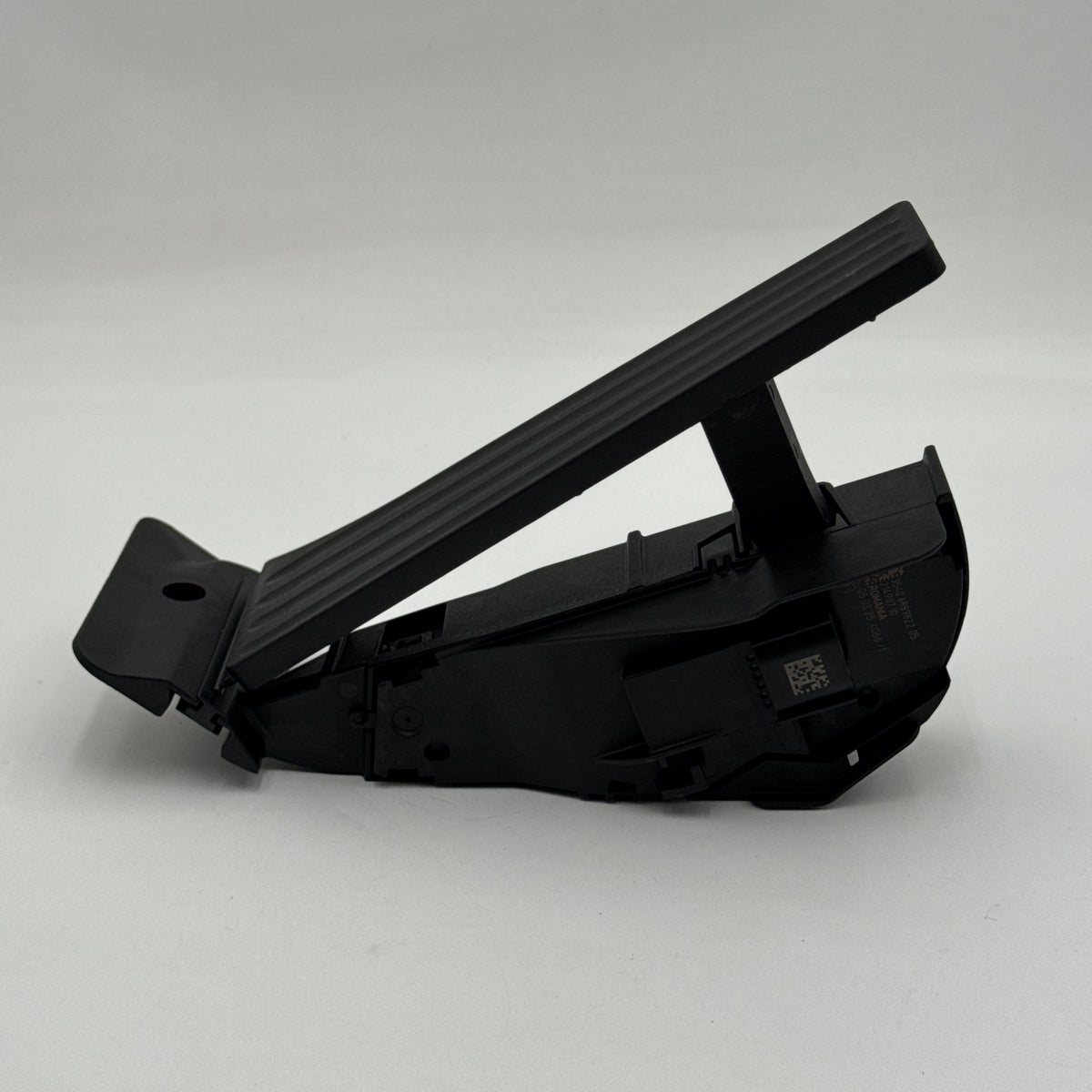 2020 - 2026 BMW 3 5 6 7 SERIES X1 X2 X3 X5 Acceleration Gas Pedal 6889822