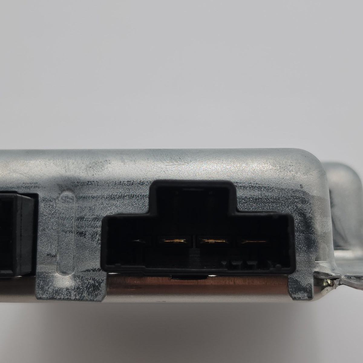2019 - 2022 BMW 740i 750i G11 G12 BCU150 Battery Control Charing Module 8779580