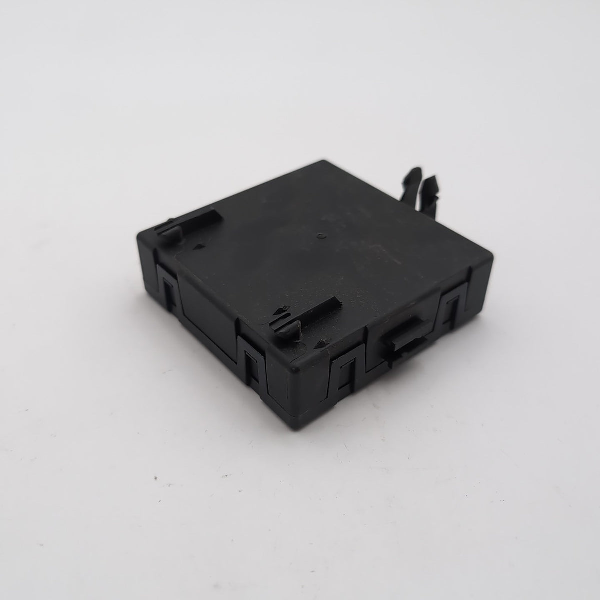 2008- 2018 Mercedes W218 W212 W204 CLS C E Class Front Left Door Control Module