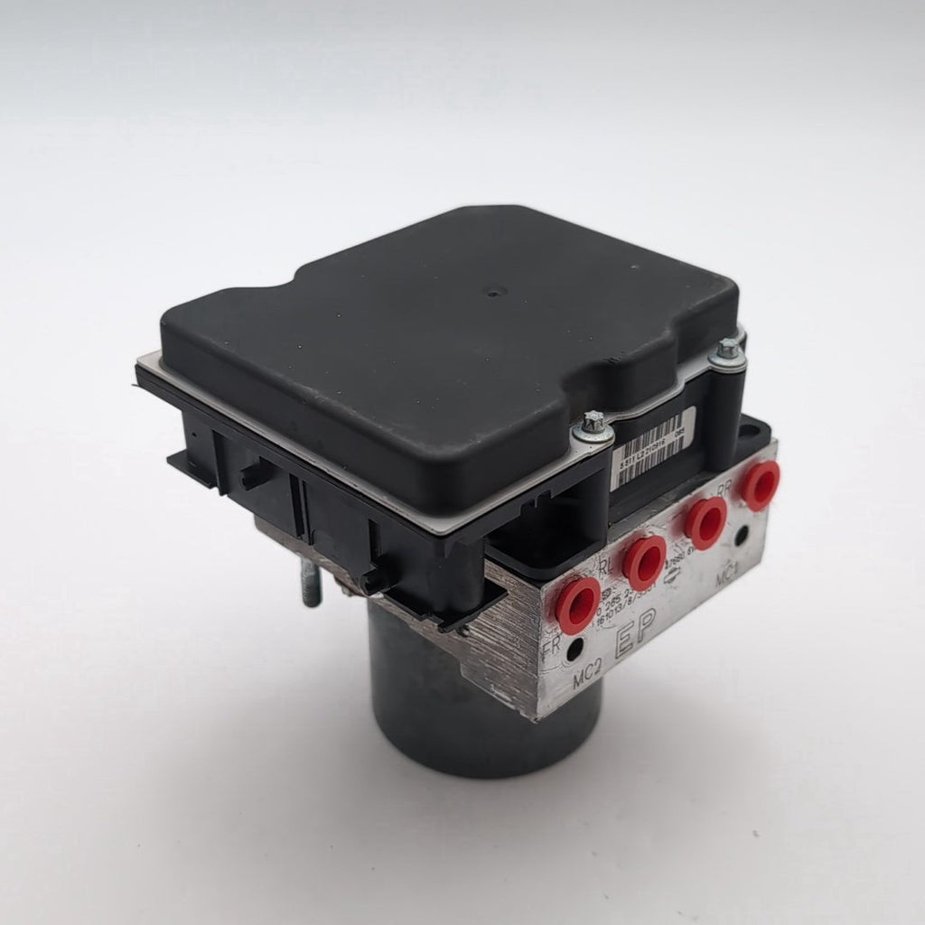 2016 2017 Infiniti QX50 3.7L ABS Anti Lock Brake Pump Control Unit 476606WC0A