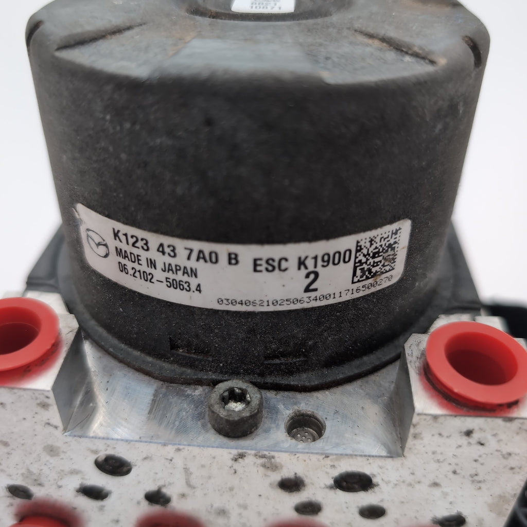 2017 2018 Mazda CX-5 ABS Anti Lock Brake Pump K123437A0B