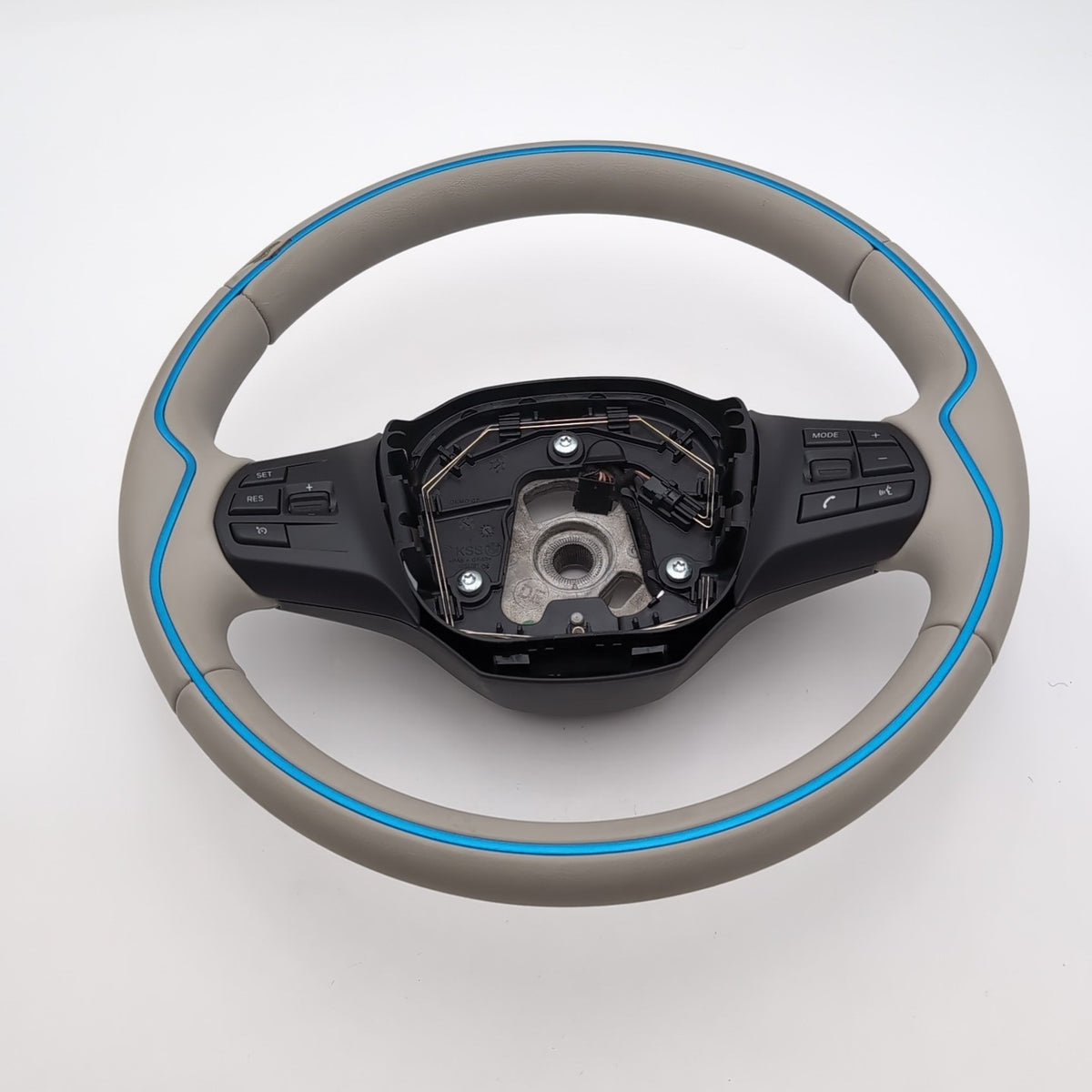 2014- 2021 BMW i3 I01 Steering Wheel with Cruise Radio Phone Switch 6870160