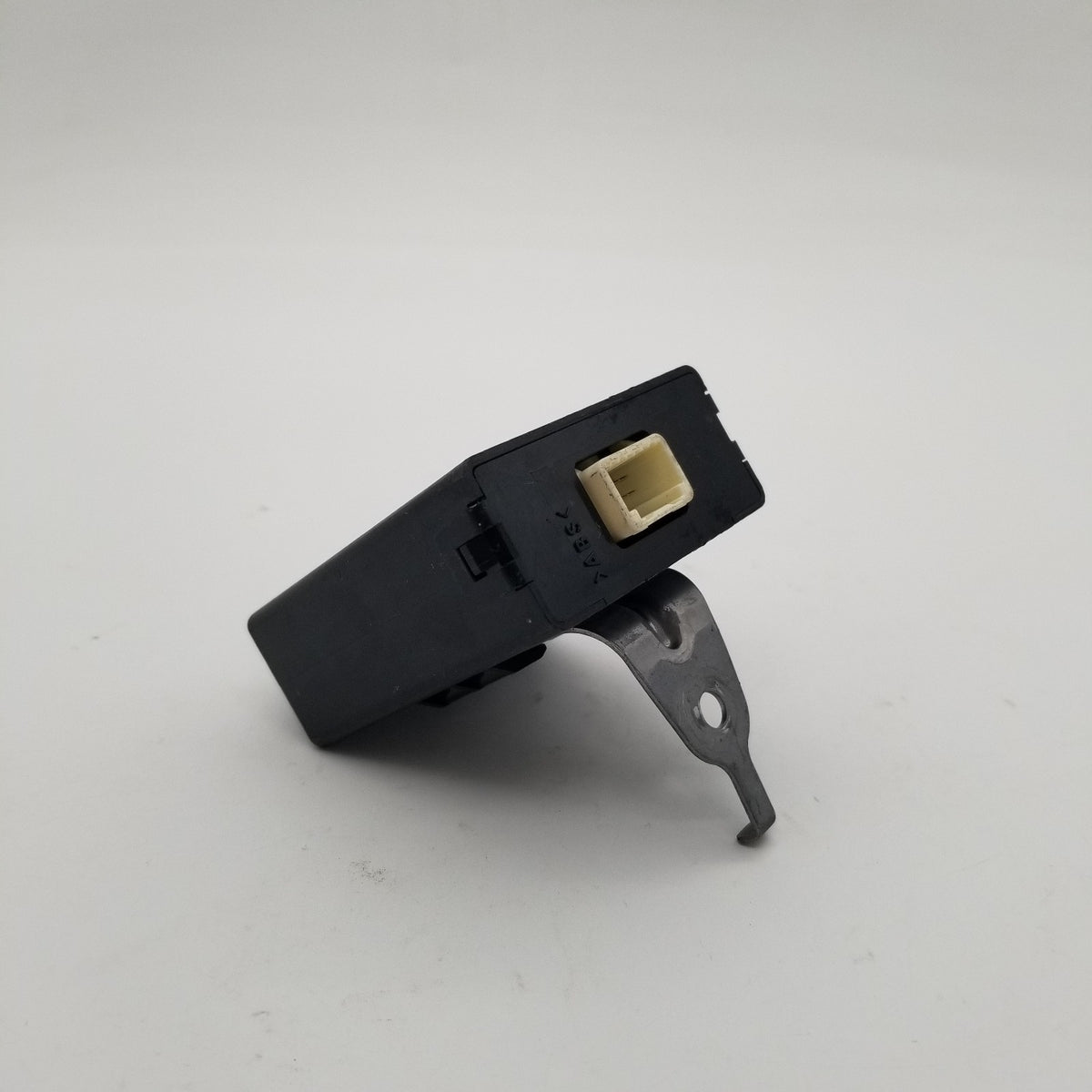 2015 2016 2017 Toyota Camry Vehicle Approaching Alert Sound Module 86572-33060
