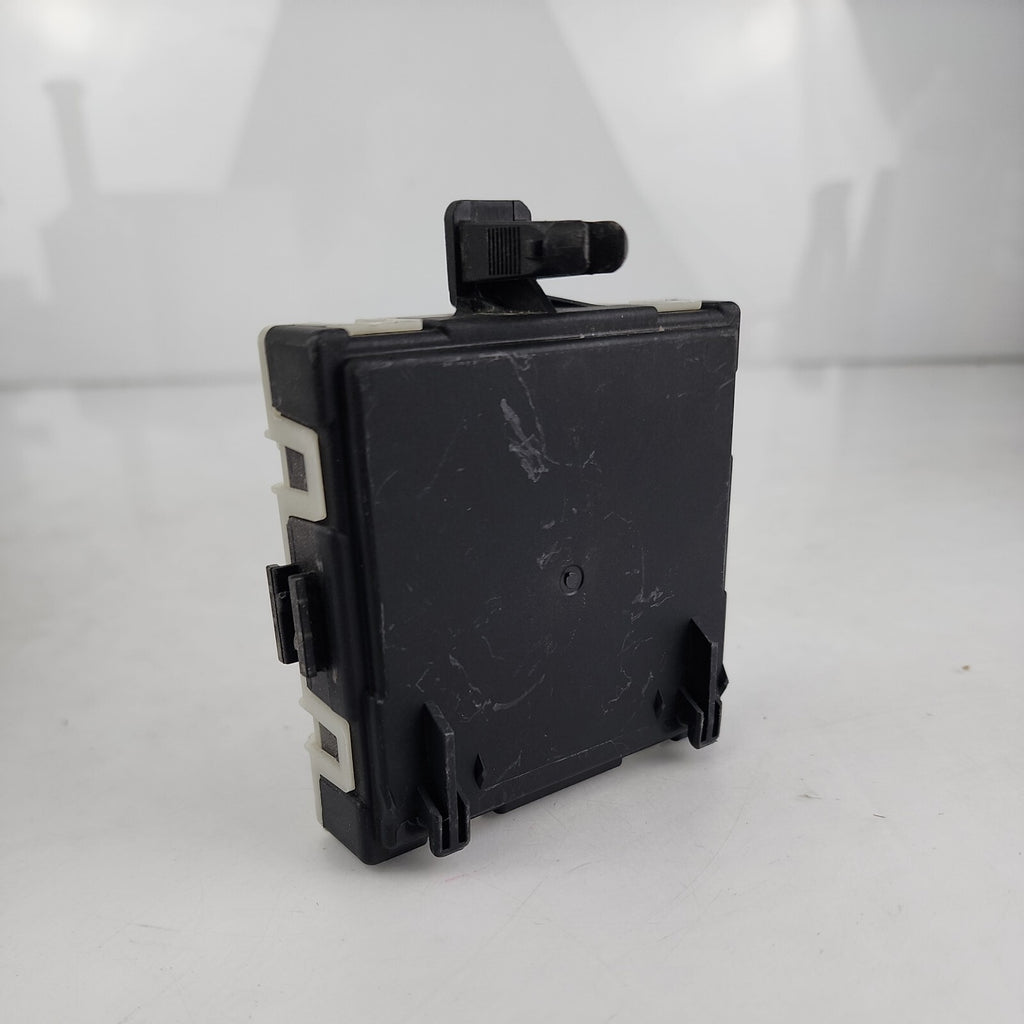 2020 Fits Mercedes GLC300 Right Front Door Control Module 2139010608 Oem