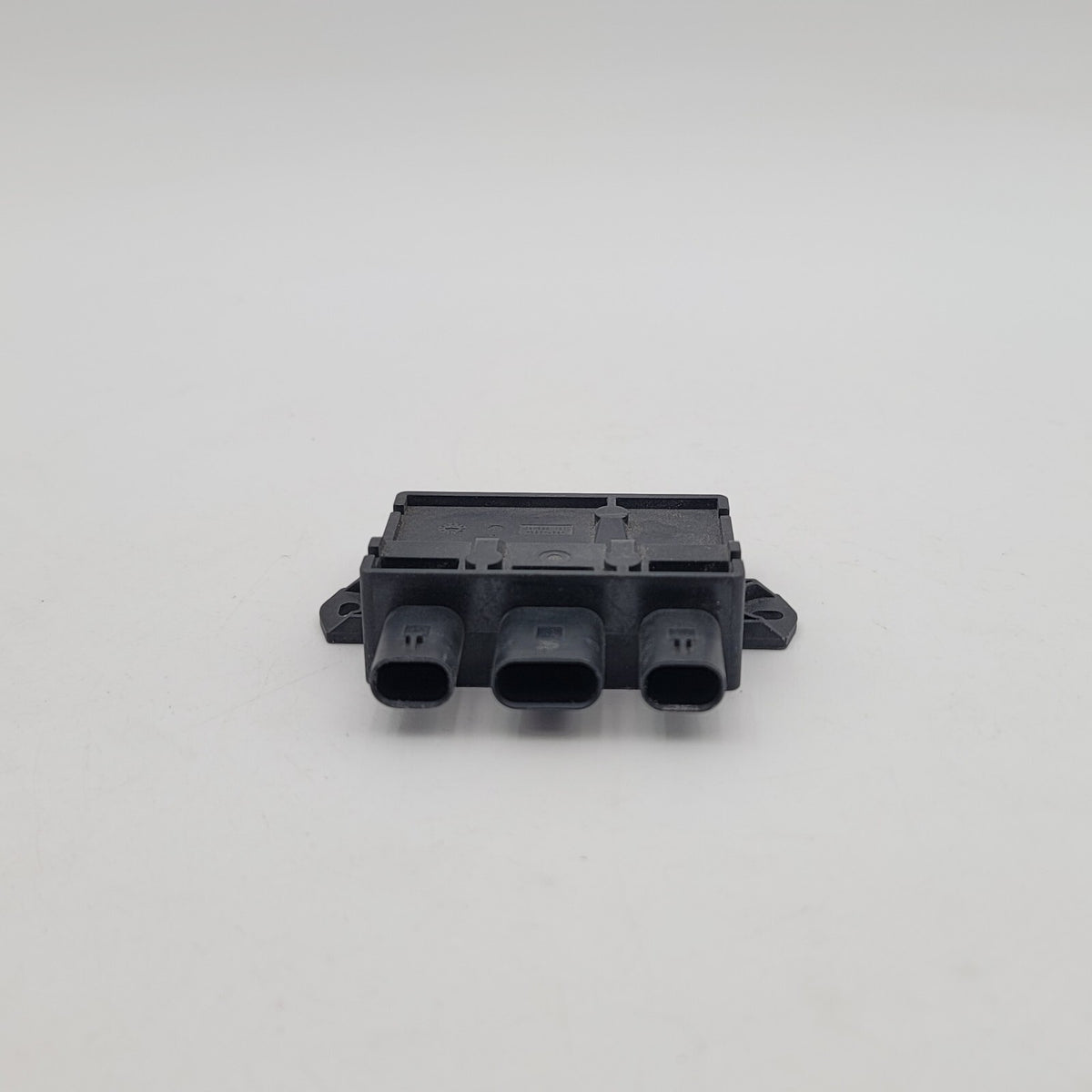 2021 - 2025 MERCEDES S580 W223 TRUNK DECK LID HANDS FREE MOTION SENSOR MODULE