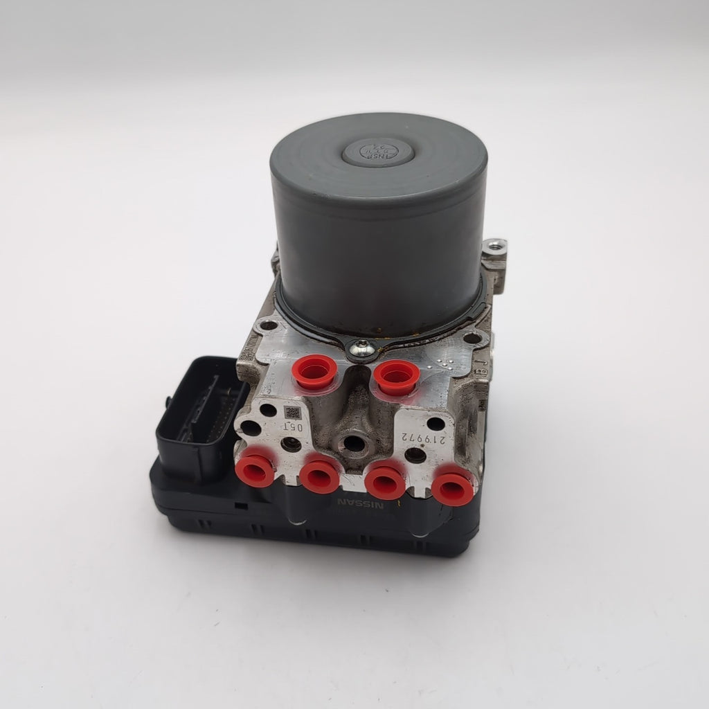 2016 2017 Infiniti Q50 ABS Pump Module 476604GH0A OEM