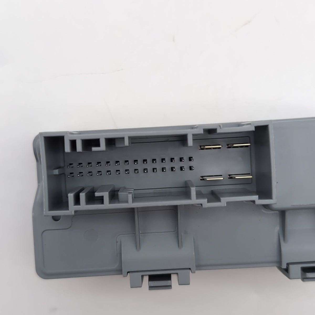 2022 - 2026 BMW X1 X2 Mini Cooper Countryman Power Distribution Box LIN Module