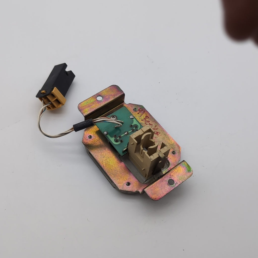 1991 1992 1993 Bentley Turbo R Brooklands Cruise Trip Cancel Button Switch OEM