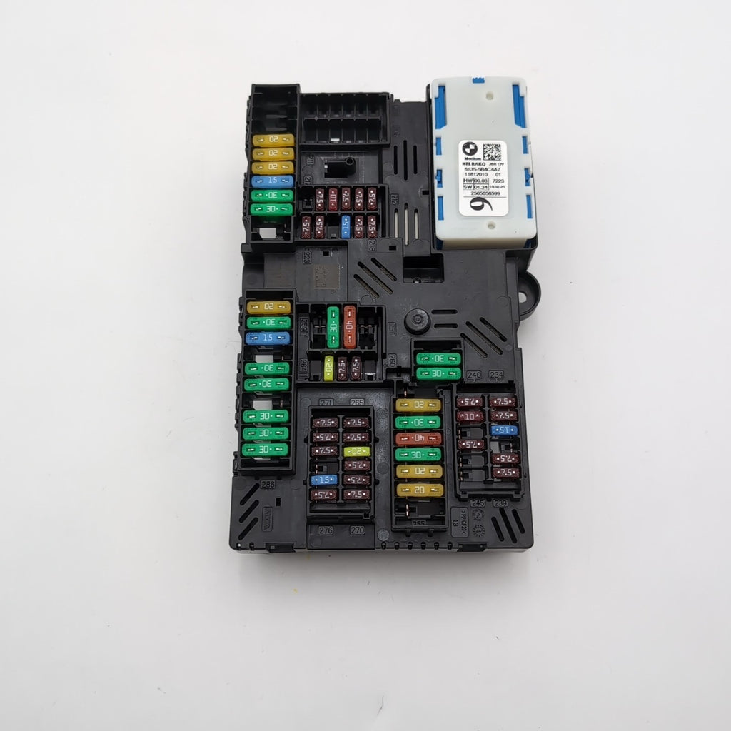 2023 - 2026 BMW 540i G60 i7 G70 X3 Rear Power Distribution Fuse Box 5A09BA7